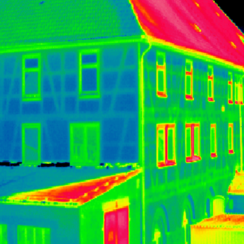 Building thermography half-timbered house