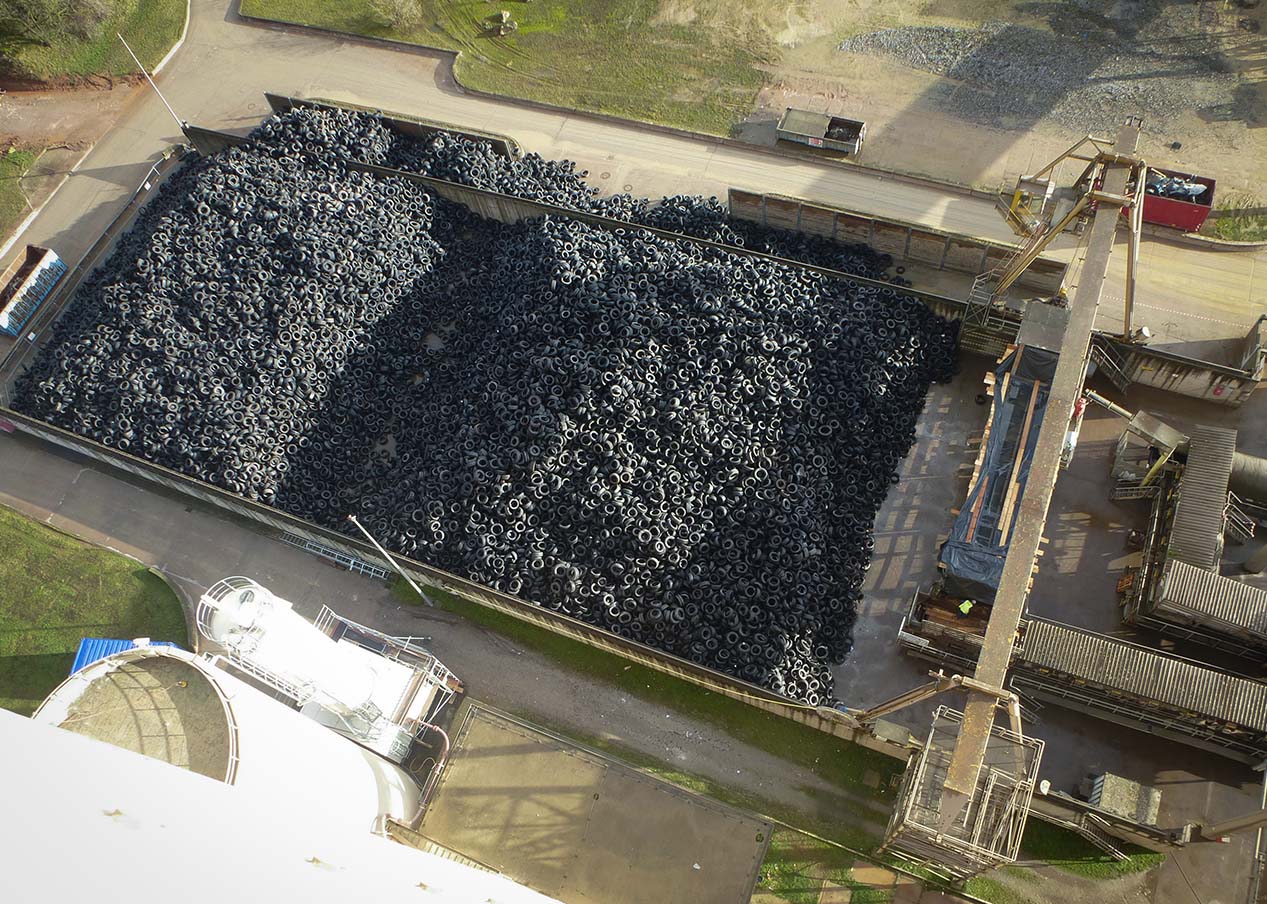 Storing large quantities of refuse derived fuels (e.g. used tires) requires effective fire avoidance